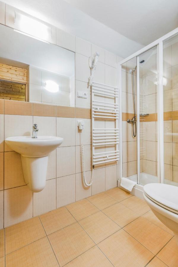 Hotel Rusava エクステリア 写真